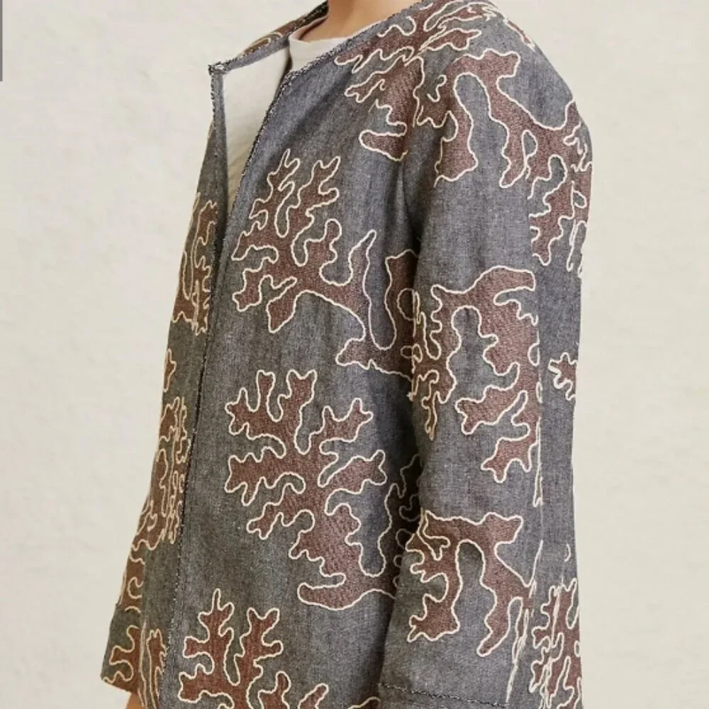 Embroidered Crew Neck Jacket - Picture 7 of 13